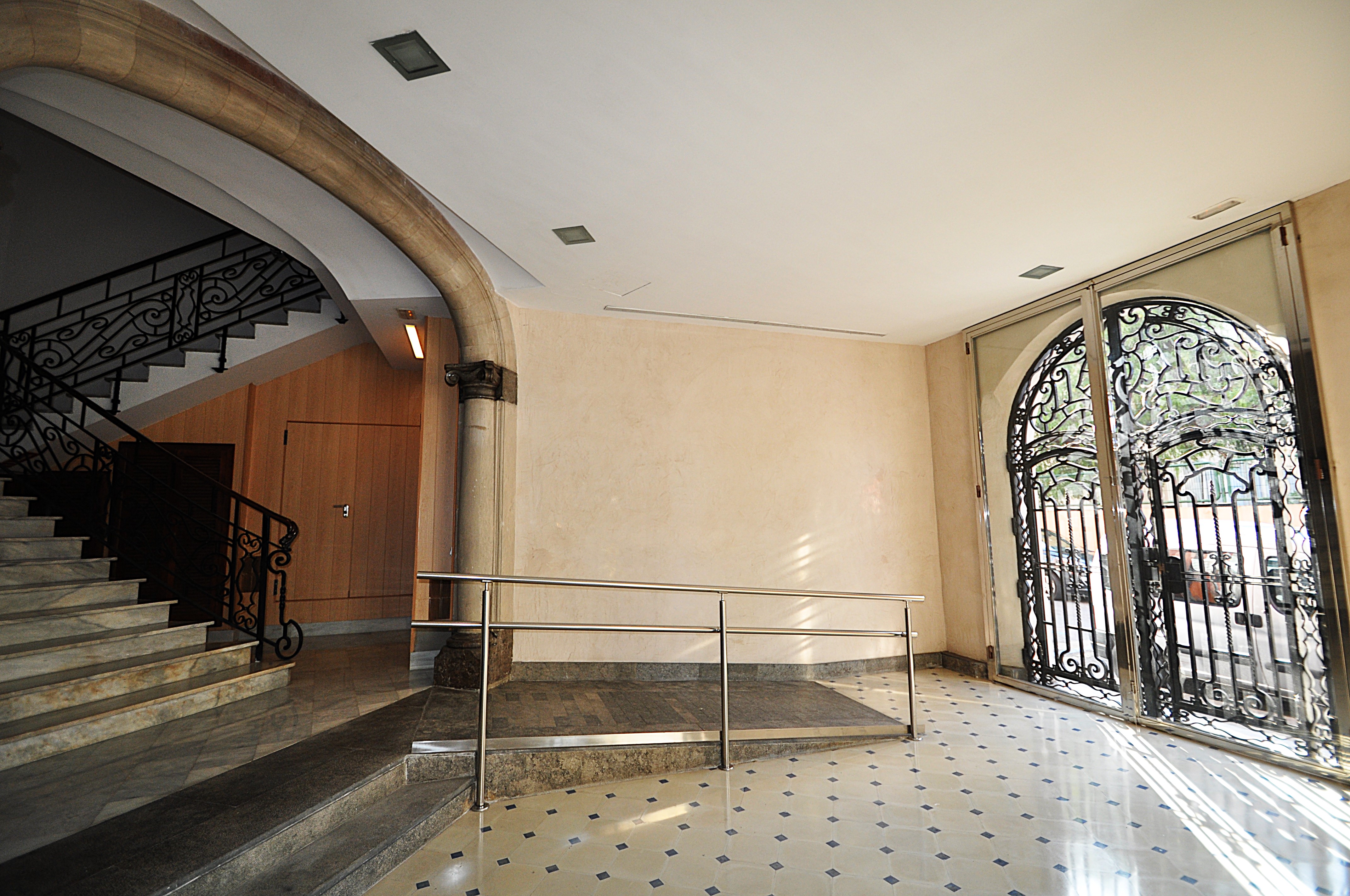 Avda. alexandre rosselló 34 3